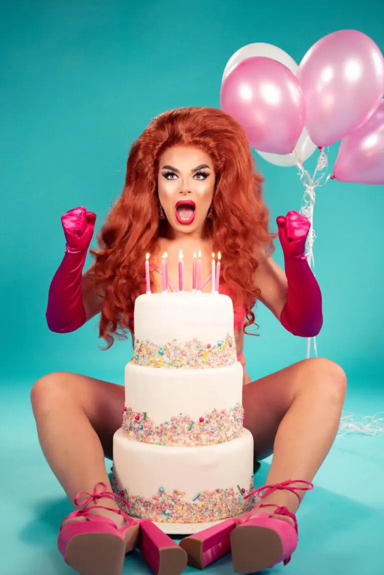 Drag Queen, Jolene Dover is back!